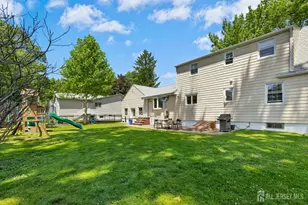 329 Maplewood Ave, Kenilworth, NJ 07033 - Photo 25
