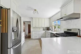 329 Maplewood Ave, Kenilworth, NJ 07033 - Photo 9