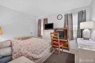 130 Hatfield Ln, East Brunswick Township, NJ 08816 - Photo 9