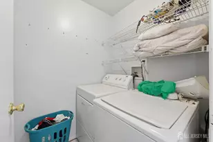 726 Harbortown Blvd, Perth Amboy, NJ 08861 - Photo 29