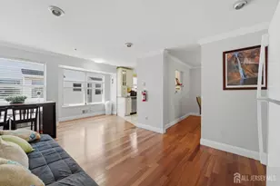 726 Harbortown Blvd, Perth Amboy, NJ 08861 - Photo 11