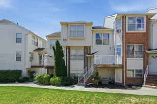 726 Harbortown Blvd, Perth Amboy, NJ 08861 - Photo 1