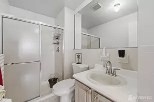 726 Harbortown Blvd, Perth Amboy, NJ 08861 - Photo 21