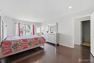 726 Harbortown Blvd, Perth Amboy, NJ 08861 - Photo 19