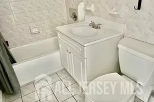 392 College Dr, Edison, NJ 08817 - Photo 17