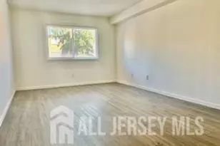 392 College Dr, Edison, NJ 08817 - Photo 13