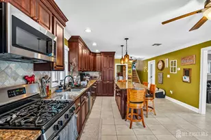 695 Spruce Rd, North Brunswick Township, NJ 08902 - Photo 7
