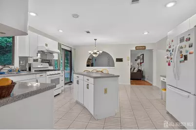 14 Gallo Way, Edison, NJ 08820 - Photo 11