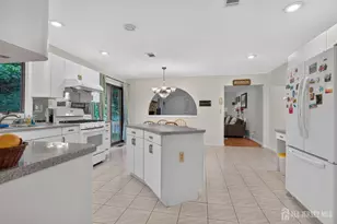 14 Gallo Way, Edison, NJ 08820 - Photo 11