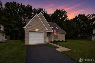 5 Chamberlain Court, Old Bridge Township, NJ 08857 - Photo 3