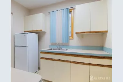 217 Main Street, Woodbridge Township, NJ 07095 - Photo 13