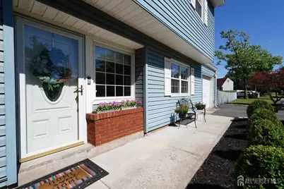 27 Sefton Cir Circle, Piscataway Township, NJ 08854 - Photo 3