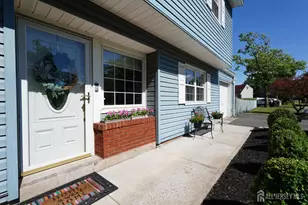 27 Sefton Cir Circle, Piscataway Township, NJ 08854 - Photo 3