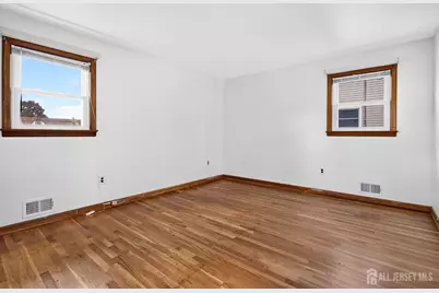 154 Tabb Avenue, Piscataway Township, NJ 08854 - Photo 11