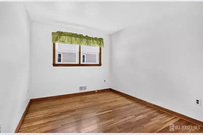 154 Tabb Avenue, Piscataway Township, NJ 08854 - Photo 13