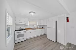 27 Freddie Ave, Avenel, NJ 07001 - Photo 7