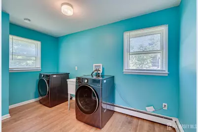 10 Jeff Street, Edison, NJ 08837 - Photo 15