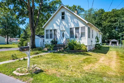 10 Jeff Street, Edison, NJ 08837 - Photo 3