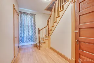10 Jeff St, Edison, NJ 08837 - Photo 17