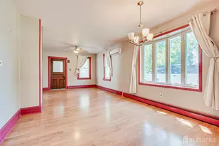 10 Jeff St, Edison, NJ 08837 - Photo 9