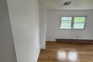 40 8th St, Middletown, NJ 07718 - Photo 17