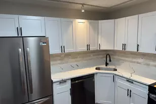 13 Dartmouth Way, North Brunswick Township, NJ 08902 - Photo 3