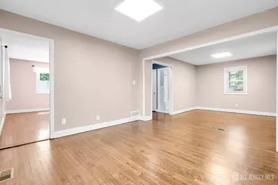 [Address not provided], Spotswood, NJ 08884 - Photo 11