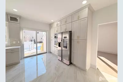46 Foyer Street, Edison, NJ 08817 - Photo 3