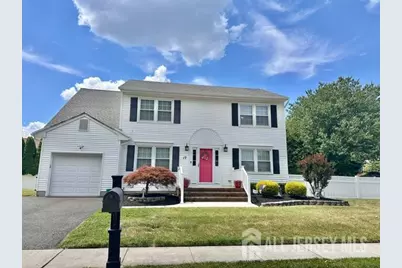 17 Reid Way, Freehold, NJ 07728 - Photo 3