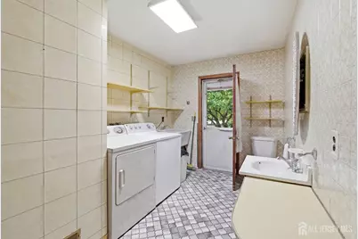 1868 Amwell Road, Franklin Township, NJ 08873 - Photo 19