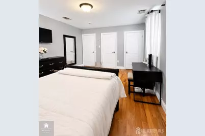 402 Thomas Street, Perth Amboy, NJ 08861 - Photo 15