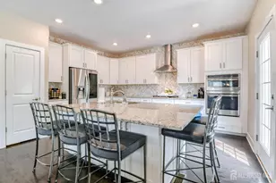 1529 Paxton Ln, Monroe Township, NJ 08831 - Photo 7