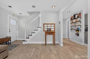 28 Wagner St, Fords, NJ 08863 - Photo 5