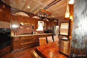 20 Maine Ave, Carteret, NJ 07008 - Photo 13