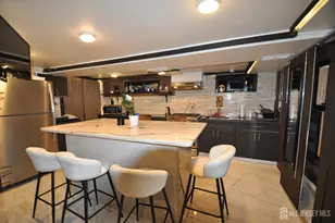 20 Maine Ave, Carteret, NJ 07008 - Photo 33