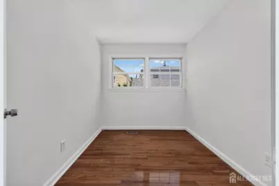 2 Oakwood Place, North Brunswick Township, NJ 08902 - Photo 11