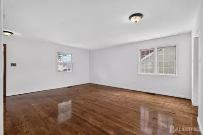 2 Oakwood Place, North Brunswick Township, NJ 08902 - Photo 7