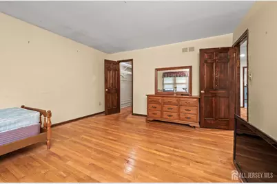 4 Liberty Bell Court, East Brunswick Township, NJ 08816 - Photo 25