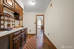 4 Liberty Bell Ct, East Brunswick Township, NJ 08816 - Photo 9