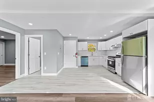 245 William St, Piscataway Township, NJ 08854 - Photo 3