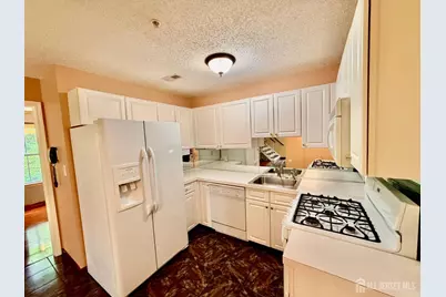 191 Prestwick Way, Edison, NJ 08820 - Photo 9