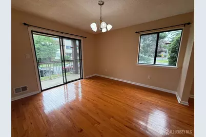 1302 Edison Glen Terrace, Edison, NJ 08837 - Photo 11