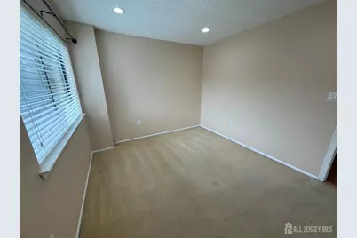 1302 Edison Glen Terrace, Edison, NJ 08837 - Photo 27