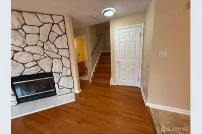 1302 Edison Glen Terrace, Edison, NJ 08837 - Photo 13