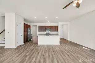 228 Park Ln, Dunellen, NJ 08812 - Photo 7