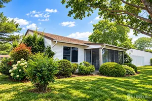 96 Salix Plaza, Monroe Township, NJ 08831 - Photo 1