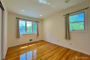 19 Library Pl, Edison, NJ 08820 - Photo 13