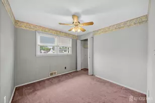95 Pine St, Iselin, NJ 08830 - Photo 19