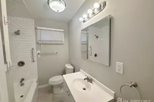 65 Oak St, Carteret, NJ 07008 - Photo 7