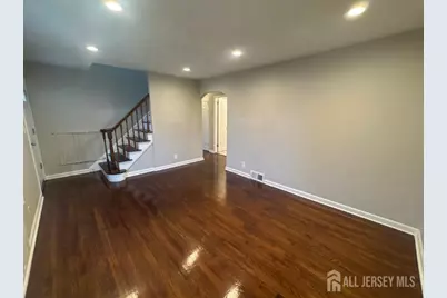 65 Oak Street, Carteret, NJ 07008 - Photo 3